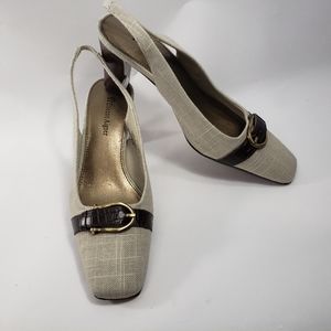 Etienne Aigner Midway Heels size 8.5